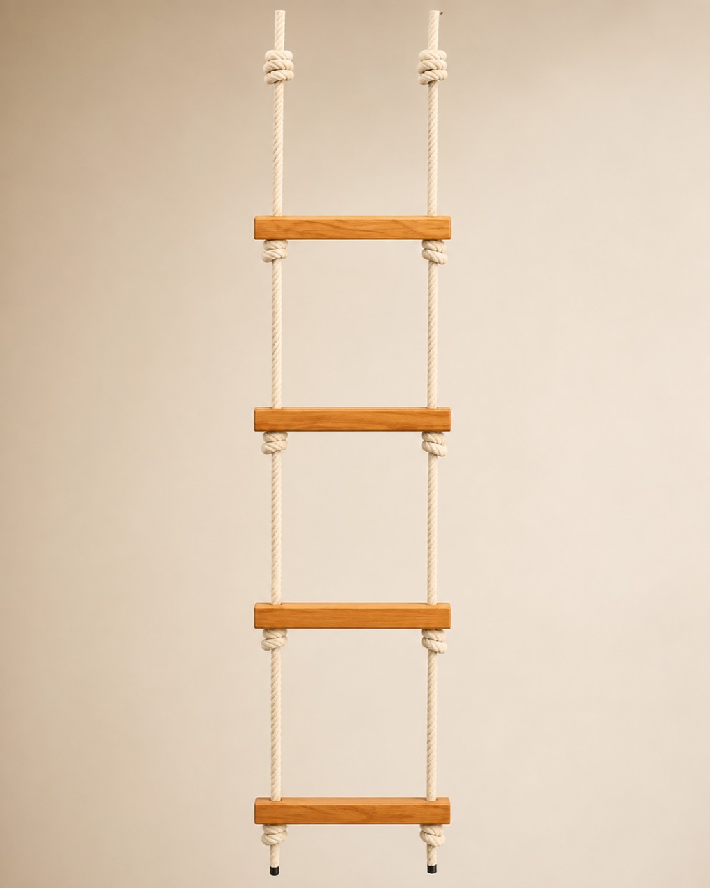 Escalera de soga con nudos