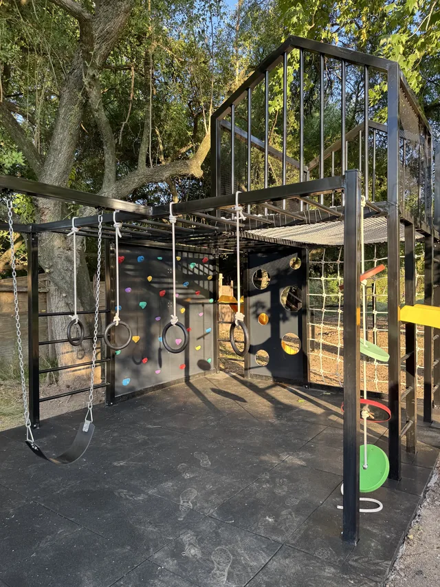Vista previa del video real de Club de Campo Los Pingüinos, Ituzaingó